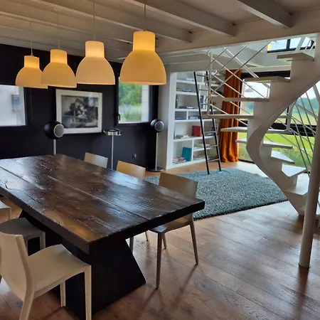 Superbe Loft, Face A L'hippodrome *